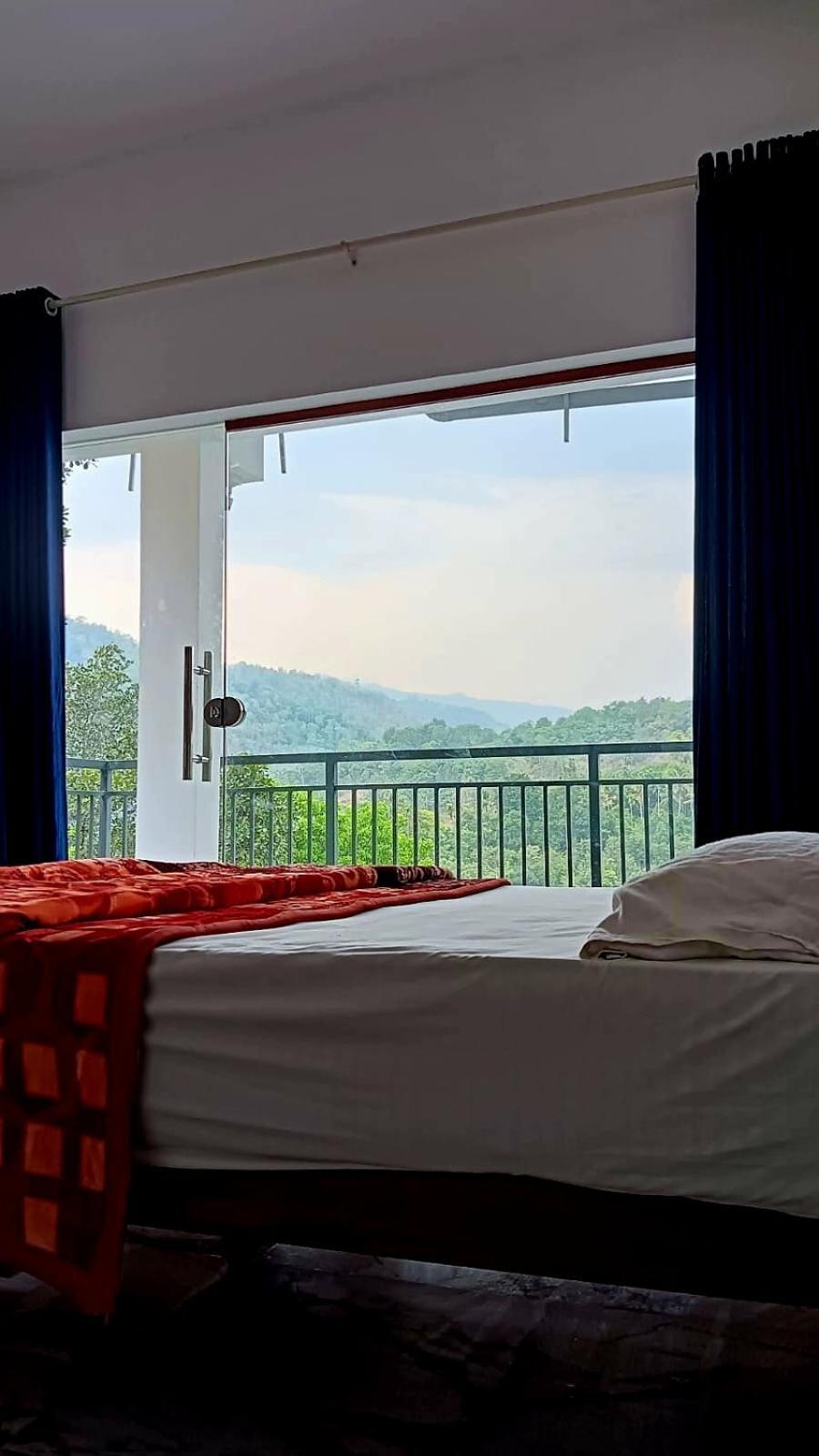 Mount Mist Villa مونار المظهر الخارجي الصورة