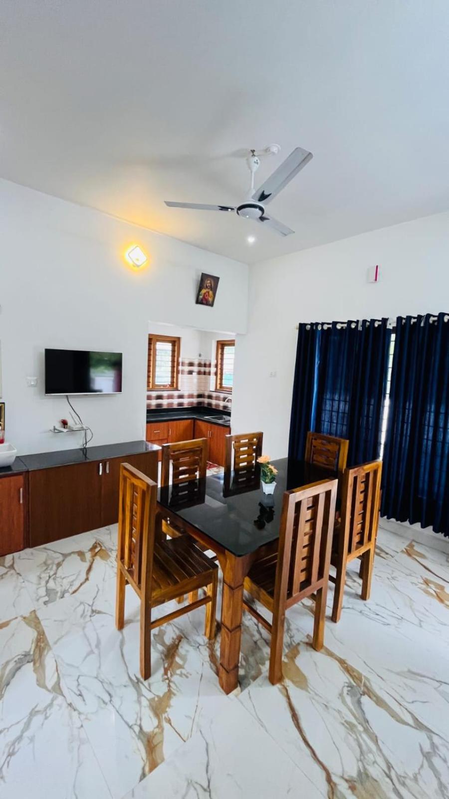 Mount Mist Villa مونار المظهر الخارجي الصورة